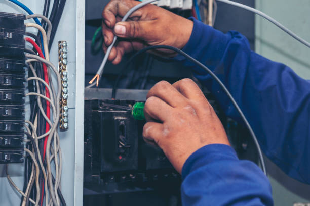 Best Emergency Electrical Repair  in Louisvle, IL